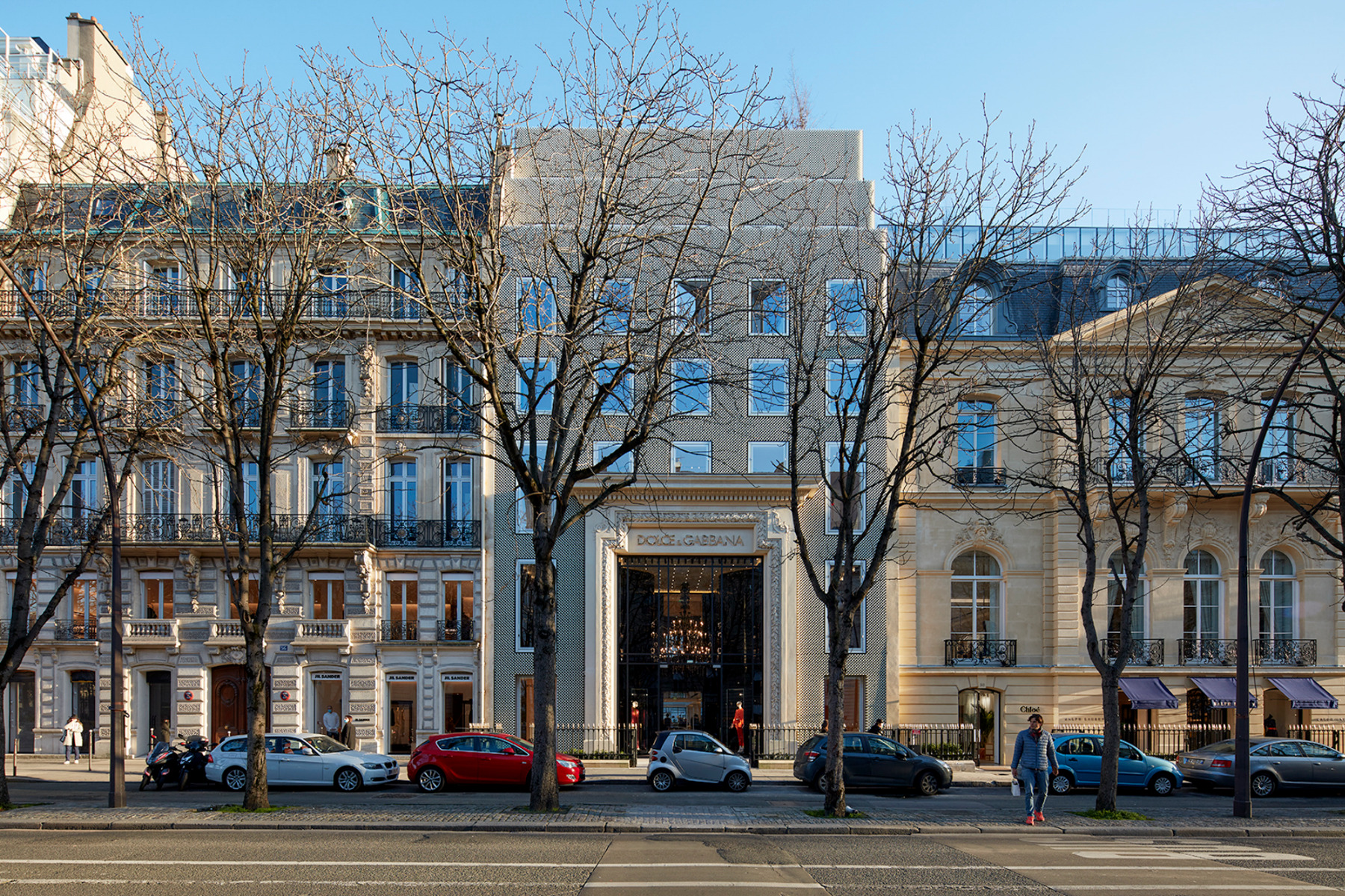 https://detail-cdn.s3.eu-central-1.amazonaws.com/media/catalog/product/0/1/01-avenue-montaigne-paris-fresh-architectures.jpg?width=437&height=582&store=de_de&image-type=image