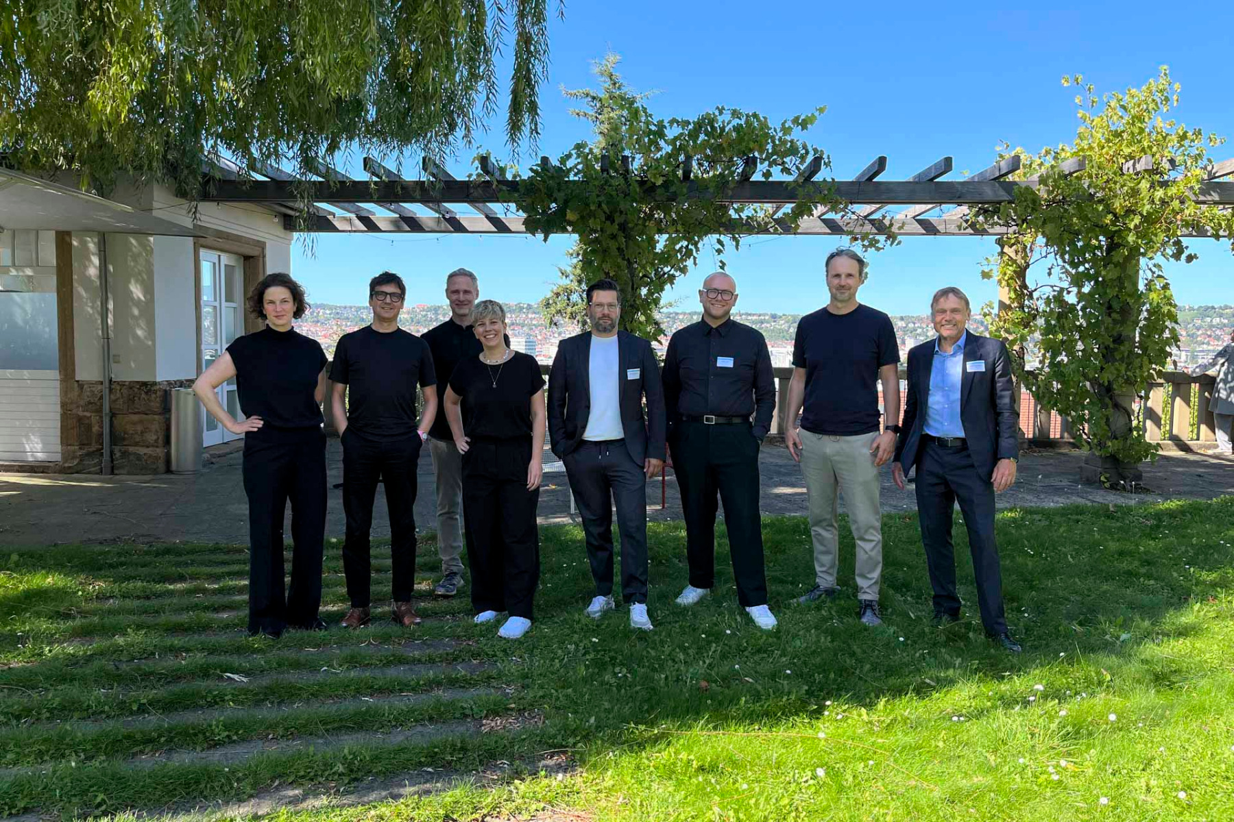 Von links nach rechts: Jeanette Kunsmann (Detail), Andreas Krawczyk (NKBAK), Moritz Groba (Oslotre), Katharina Benz (Hild& K), Andreas Neurohr, Daniel Wolf (Kleusberg), Matthias Schodlok (Adobe Architekten), Frank Kaltenbach (Detail), © Detail