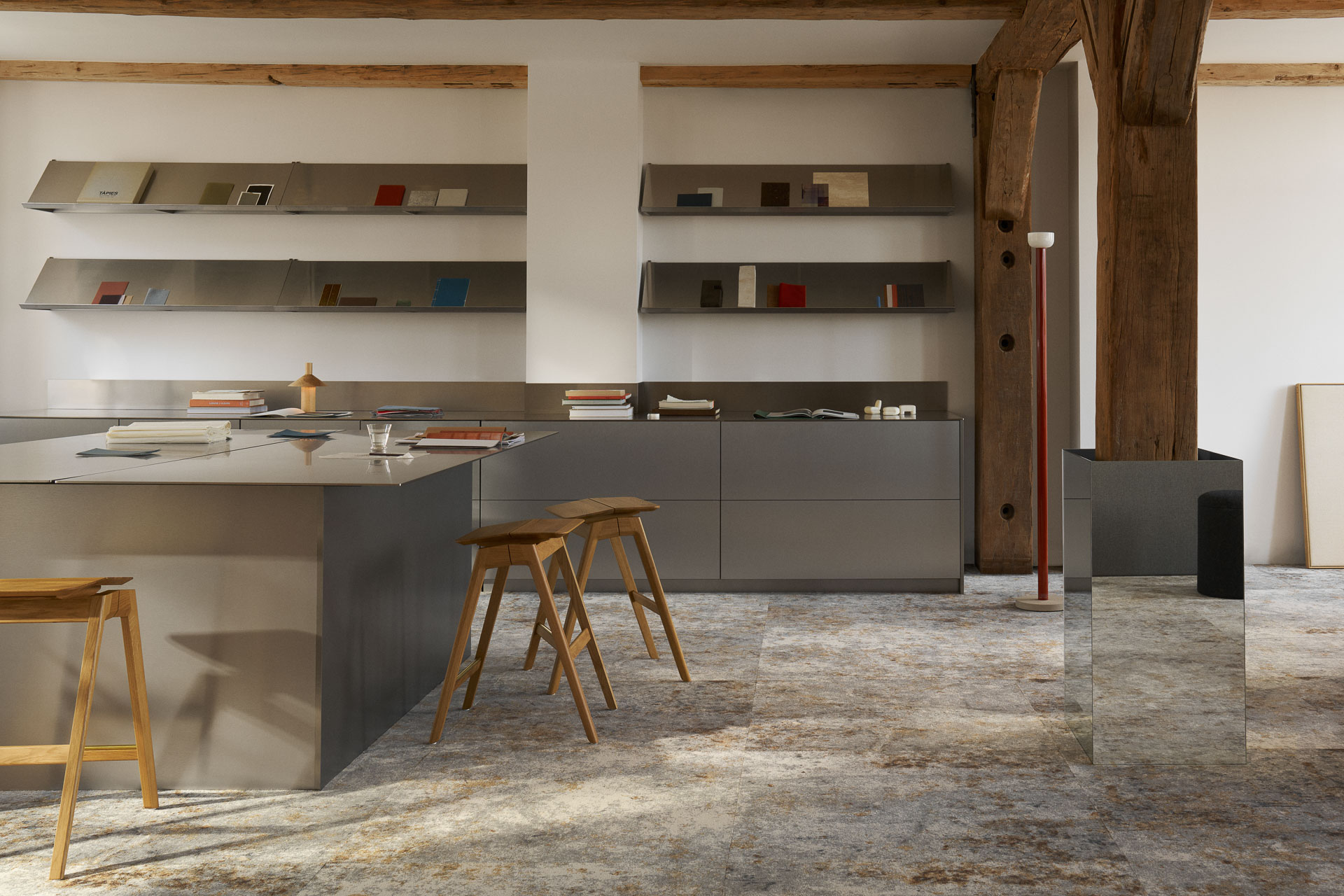 Superflex verbindet modulare Planung mit gestalterischer Freiheit. &copy; Ege Carpets