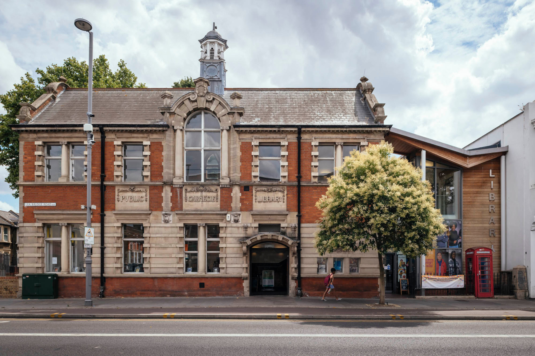 Lea Bridge Library, © Jim Stephenson