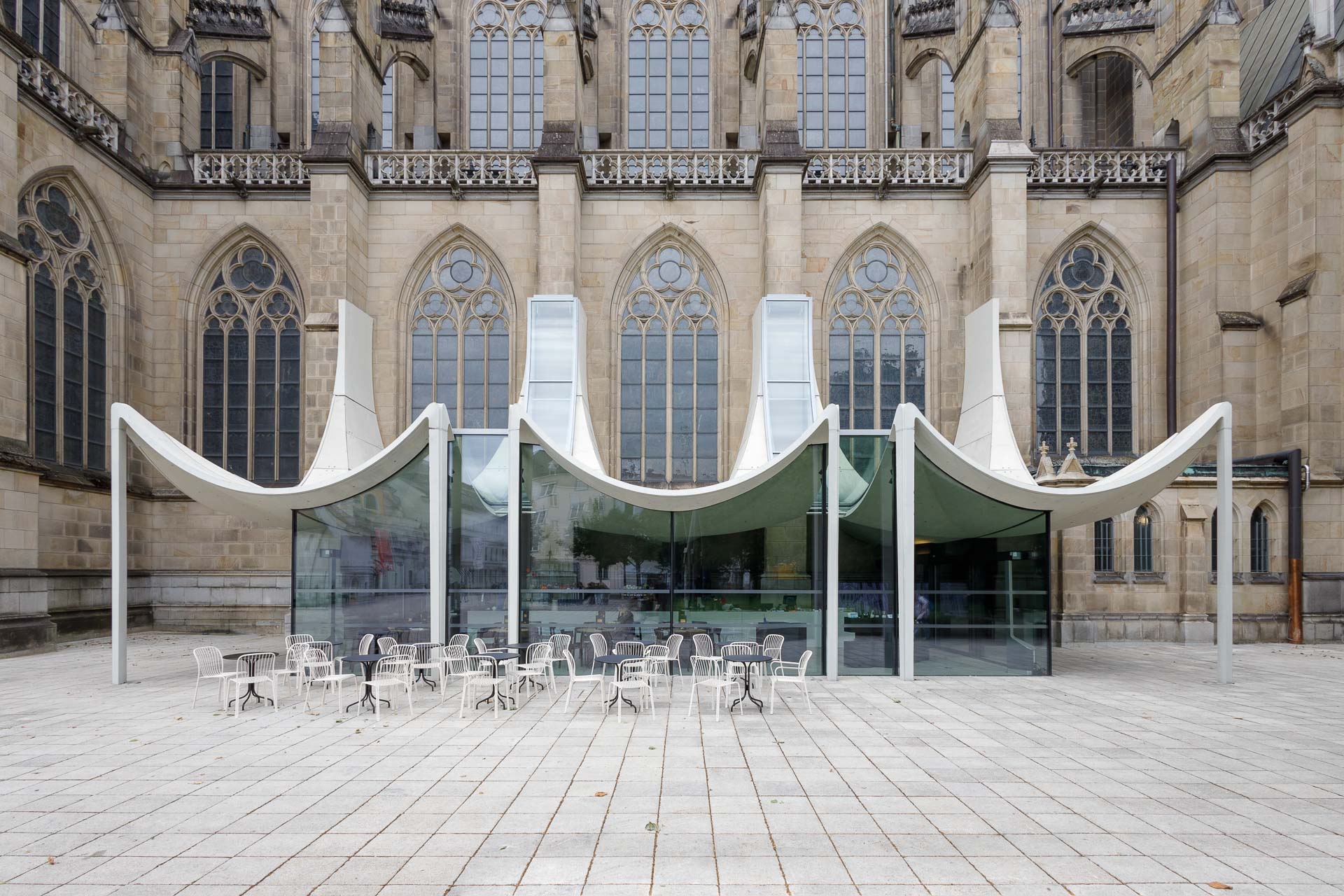 Einer der sieben Sieger ist das Domcenter Linz von Peter Haimerl Architektur und Studio Clemens Bauder. © Gregor Graf