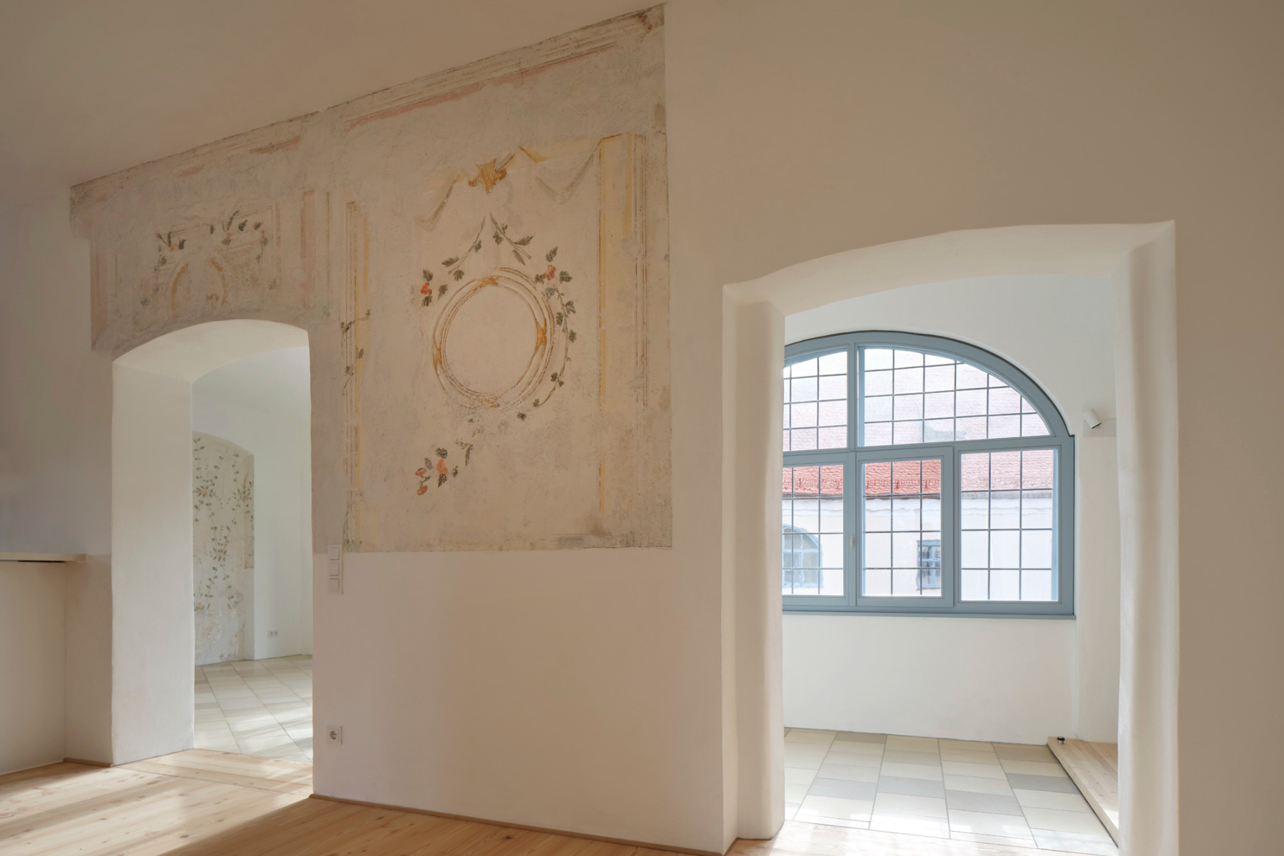 Freilegung einiger Fresken im Obergeschoss des Schlosses, © Stefan Müller-Naumann