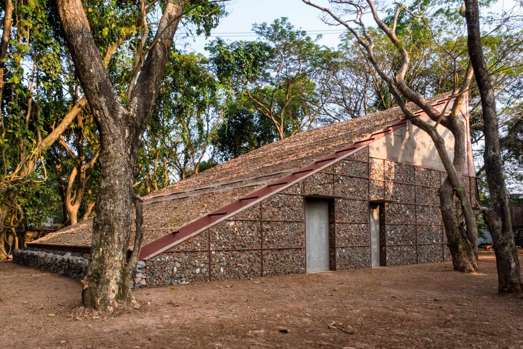 Events pavilion built of construction debris, © Sridhar Balasubramaniam