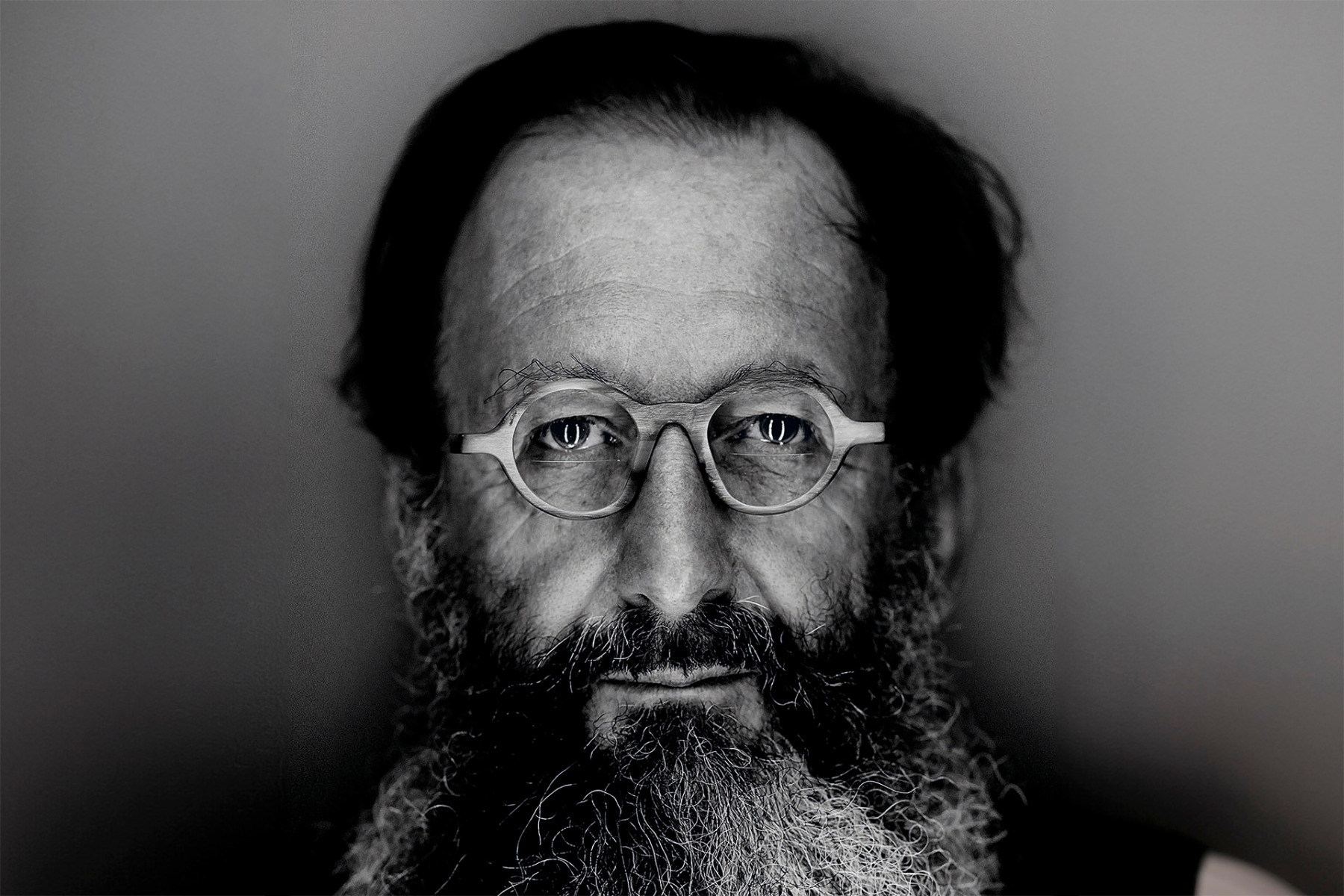 Portrait&#x20;von&#x20;Michele&#x20;De&#x20;Lucchi,&#x20;&#xA9;&#x20;Giovanni&#x20;Gastel