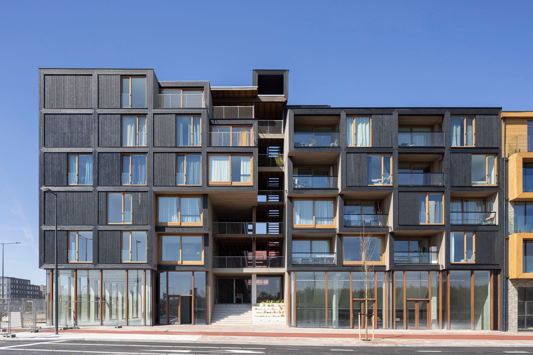 Juf Nienke Apartments in Amsterdam, © Stijn Poelstra