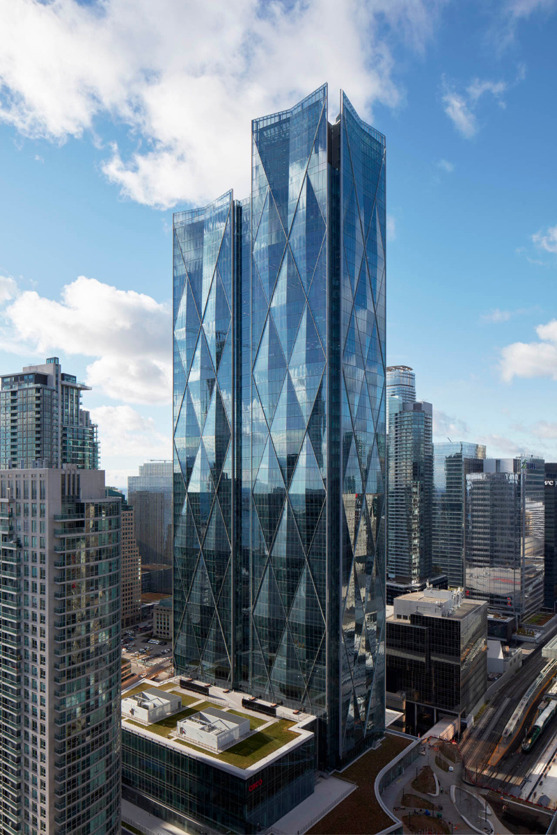 https://detail-cdn.s3.eu-central-1.amazonaws.com/media/catalog/product/0/2/02-cibc-square-toronto-wilkinson-eyre-architects.jpg?width=437&height=582&store=de_de&image-type=image