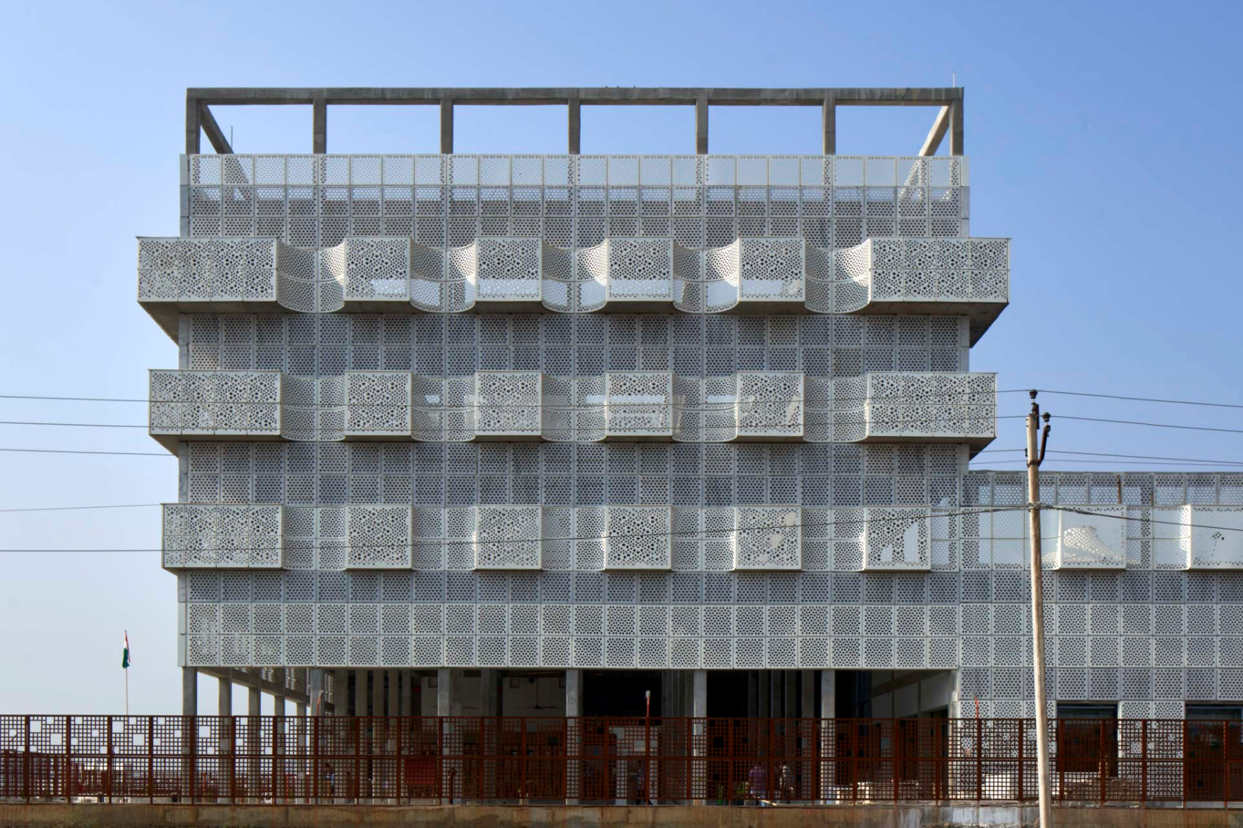 Fassade von The Third Space von Studio Saar, © Edmund Sumner