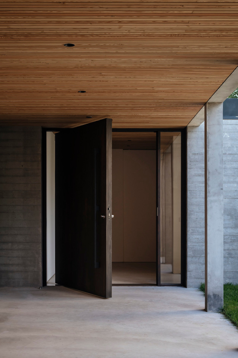https://detail-cdn.s3.eu-central-1.amazonaws.com/media/catalog/product/0/5/05_the-arbor-house-brown-and-brown-architects-scotland-jim-stephenson.jpg?width=437&height=582&store=de_en&image-type=image
