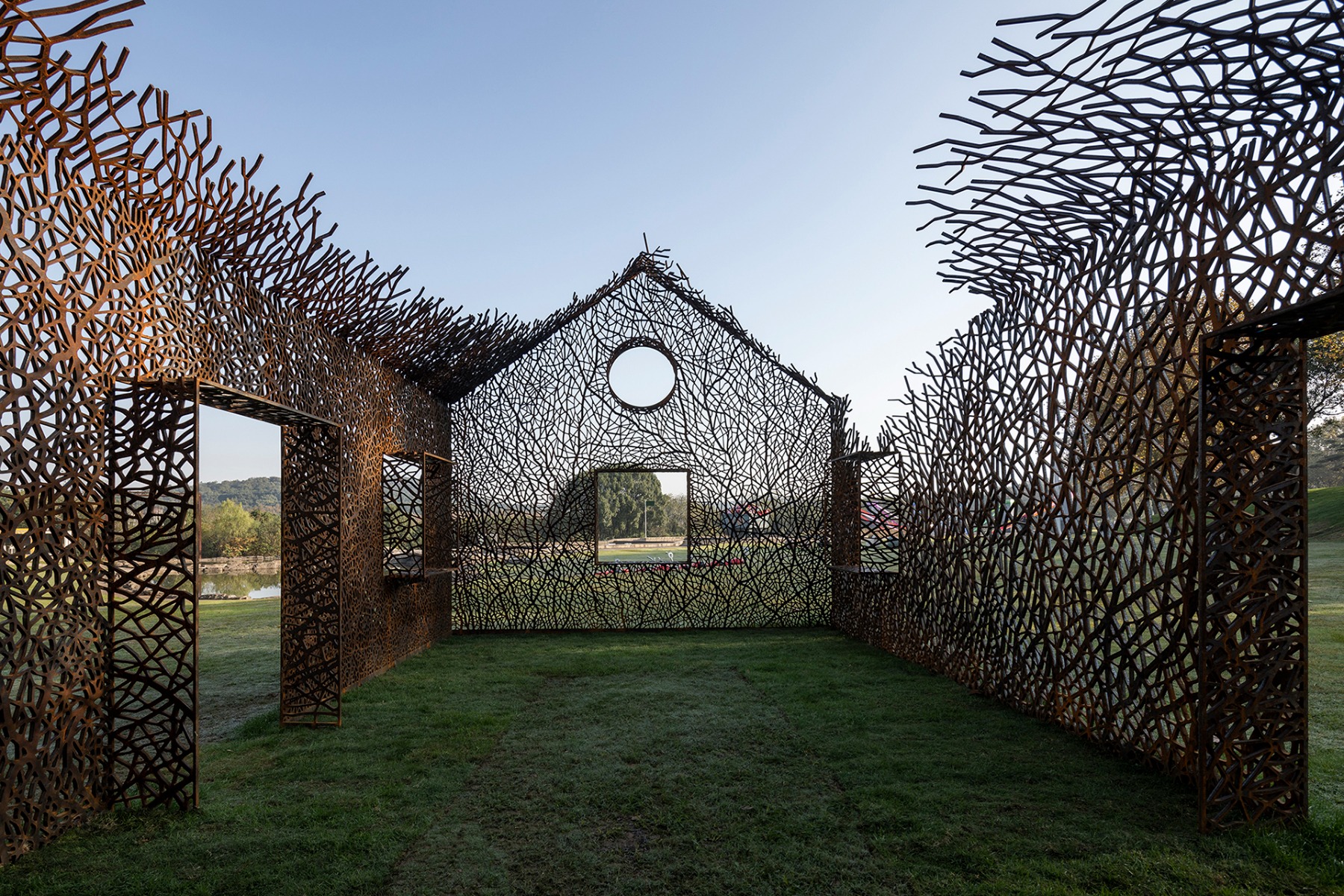 【未開封】hide private collection in MUSEUM The Vanished House in Wuhan von Field Conforming Studio