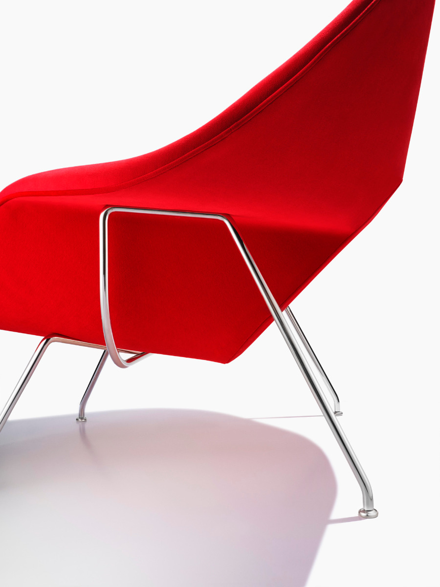 https://detail-cdn.s3.eu-central-1.amazonaws.com/media/catalog/product/0/7/07-knoll-designikone-womb-chair.jpg?width=437&height=582&store=de_de&image-type=image