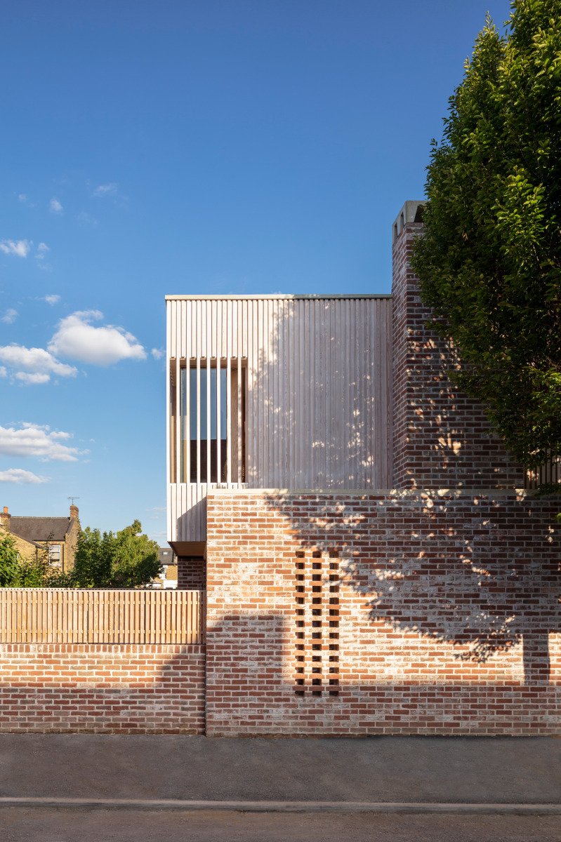 Reihenhaus in Leyton von Louise MacMahon