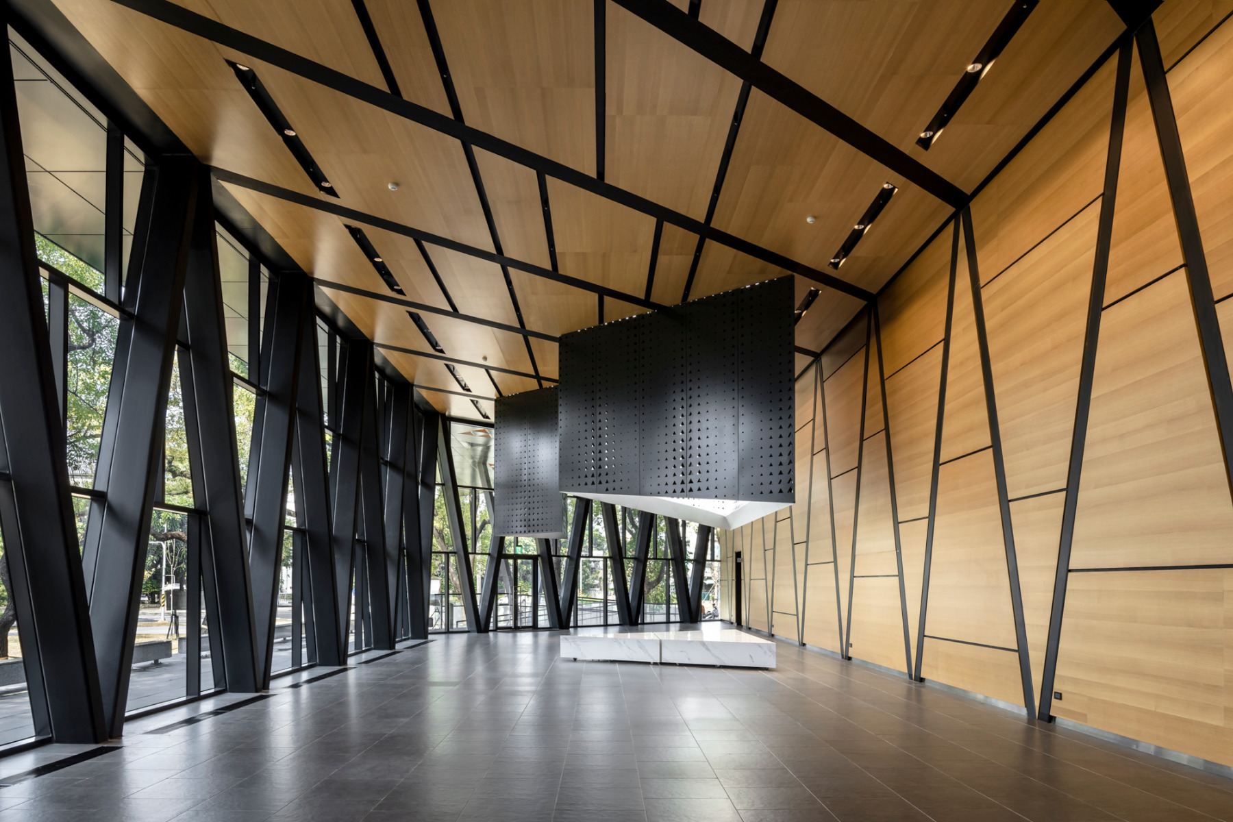 https://detail-cdn.s3.eu-central-1.amazonaws.com/media/catalog/product/1/6/16-pingtung-public-library-mayu-architects.jpg?width=437&height=582&store=de_en&image-type=image