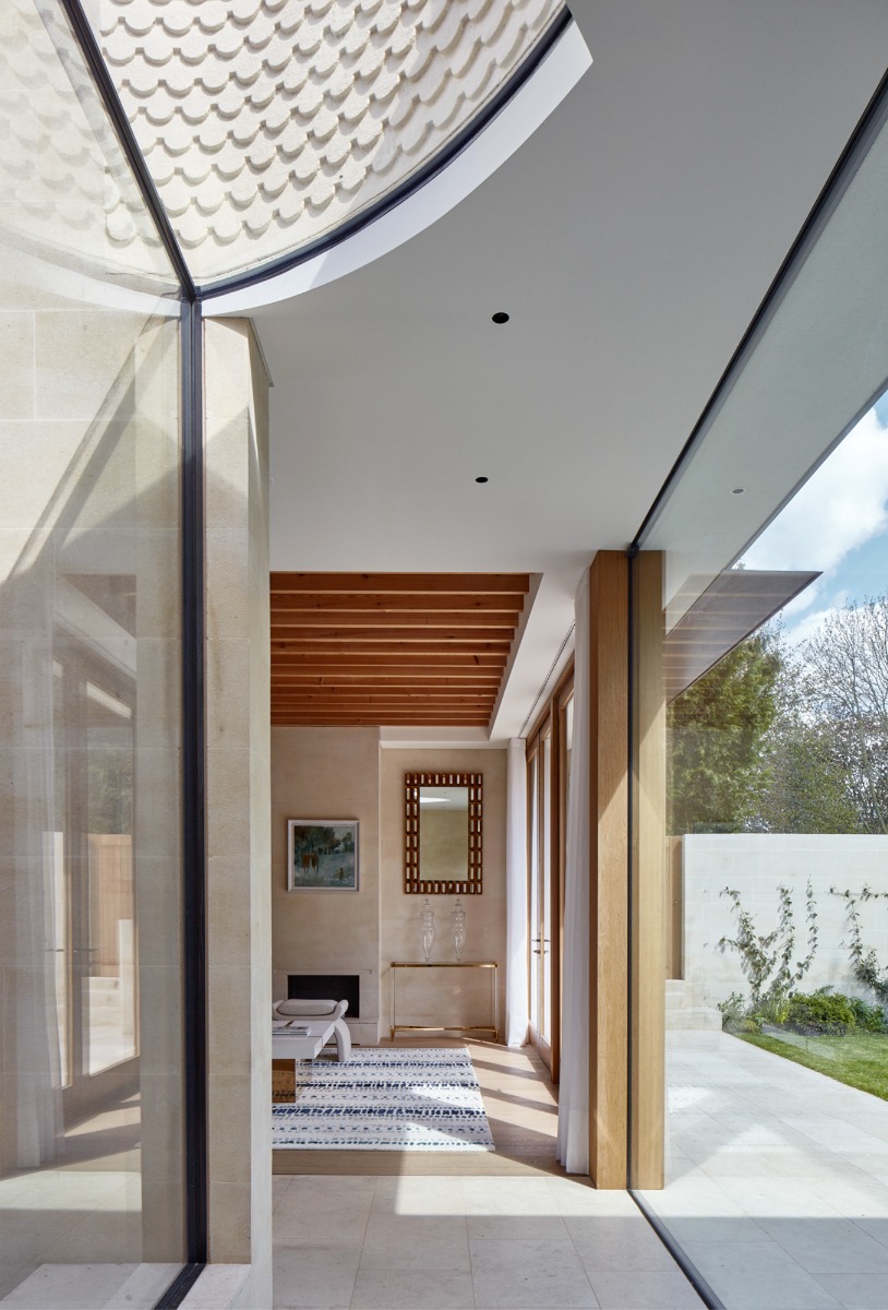https://detail-cdn.s3.eu-central-1.amazonaws.com/media/catalog/product/1/6/16-the-lodge-london-simon-gill-architects.jpg?width=437&height=582&store=de_de&image-type=image