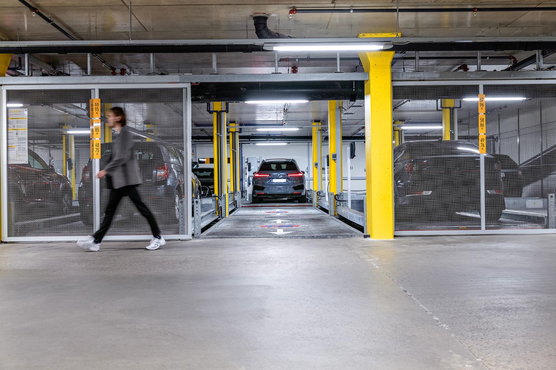 https://detail-cdn.s3.eu-central-1.amazonaws.com/media/catalog/product/2/_/2_woehr_parksysteme_stadtquartier_meierikvartalet_parkgarage.jpg?width=437&height=582&store=de_de&image-type=image