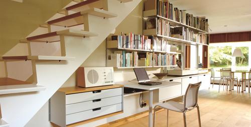 Rasant: Aston Martin Möbel von FormItalia