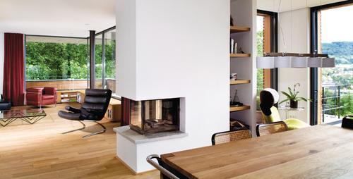 Wohnen und Essen liegen dicht beieinander. Das Wohnhaus ist barrierearm gestaltet worden. Foto: Barbara Heinz/Gira