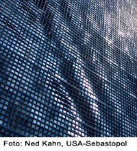 Architektur in Bewegung: Zwischen spielerischer Inszenierung und leistungsfähiger Konstruktion