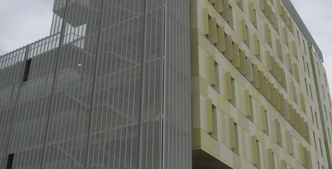 Gewächshaus aus Lego von Sebastian Bergne