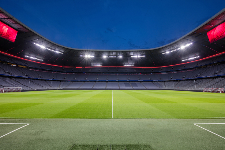 https://detail-cdn.s3.eu-central-1.amazonaws.com/media/catalog/product/A/l/Allianz-Arena-Muenchen-Philips-Lighting-TEASER-735.jpg?width=437&height=582&store=de_de&image-type=image