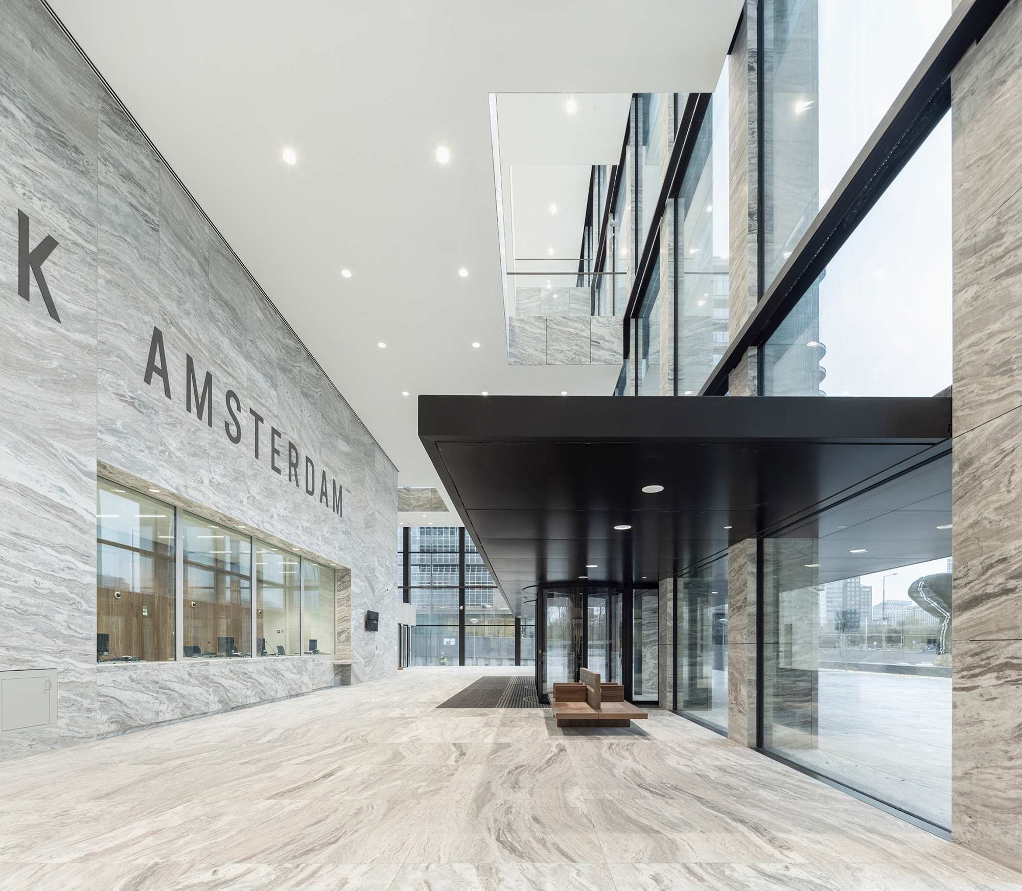 https://detail-cdn.s3.eu-central-1.amazonaws.com/media/catalog/product/A/m/Amsterdam-Kaan-Architecten-03.jpg?width=437&height=582&store=de_de&image-type=image
