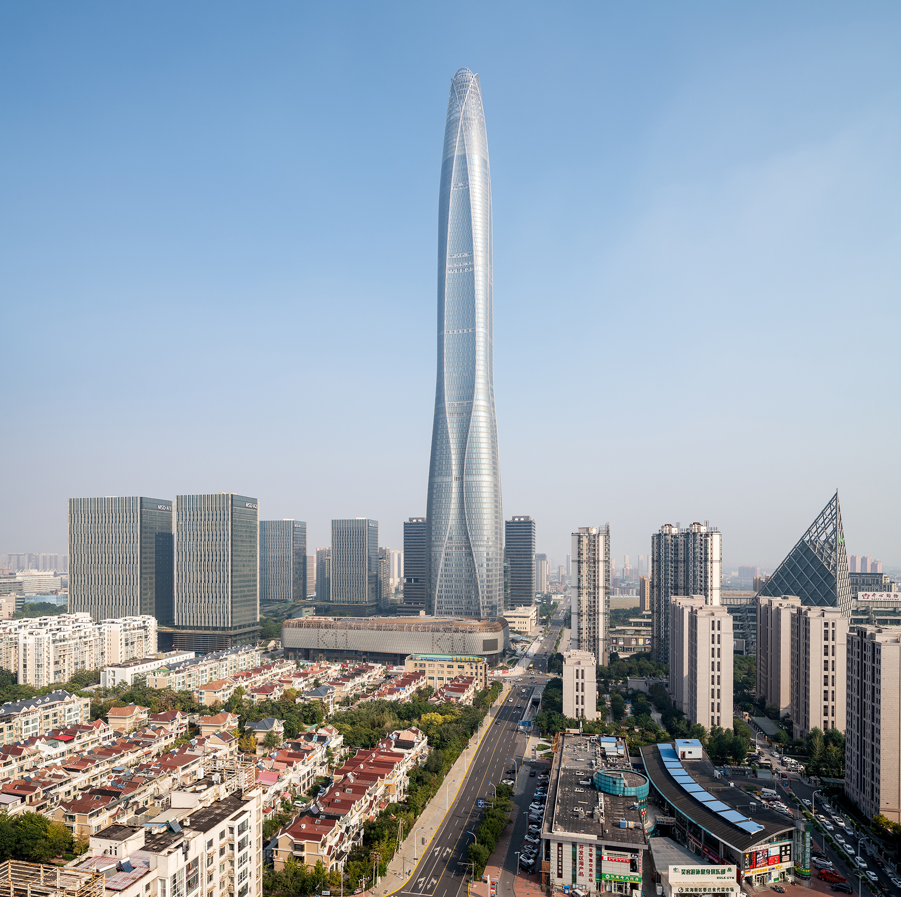 https://detail-cdn.s3.eu-central-1.amazonaws.com/media/catalog/product/D/A/DAM_IHR_Skidmore_Owings___Merrill_Tianjin_CTF_Finance_Center_Tianjin_Seth_Powers.jpg?width=437&height=582&store=de_de&image-type=image