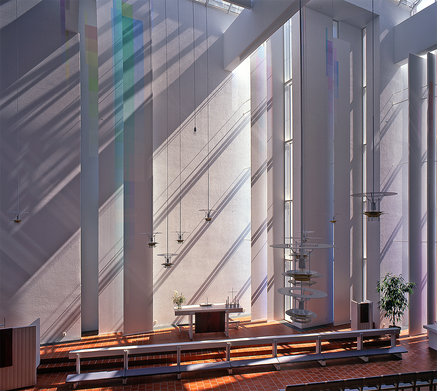 https://detail-cdn.s3.eu-central-1.amazonaws.com/media/catalog/product/D/a/Daylight-Award-2020-13-Mannisto_Church__Kuopio__Finland_by_Juha_Leiviska.jpg?width=437&height=582&store=de_en&image-type=image