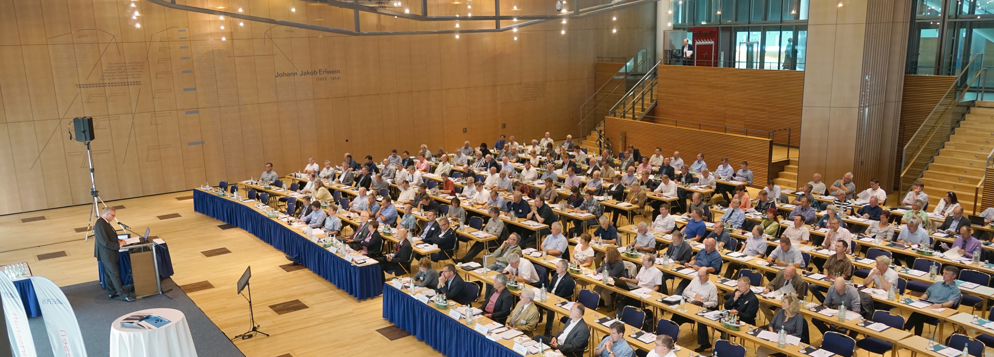 Zur Verfügung gestellt von: EIPOS Europäisches Institut für postgraduale Bildung GmbH