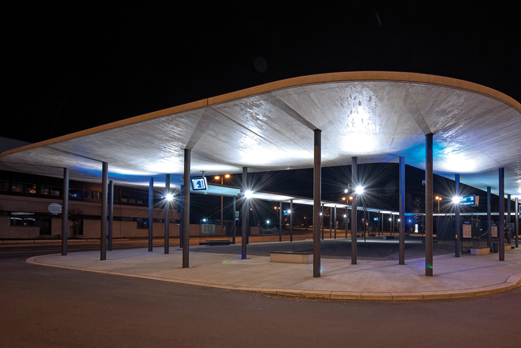 Elegantes Dach für mehr Komfort an der Uni Regensburg