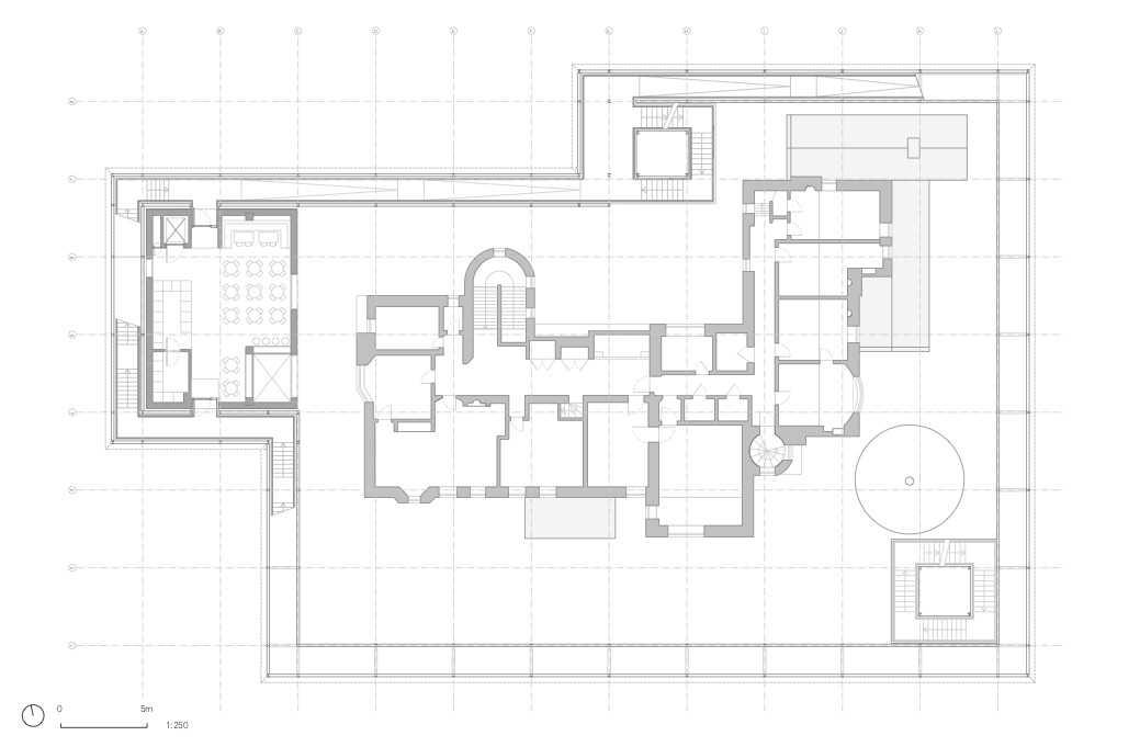 https://detail-cdn.s3.eu-central-1.amazonaws.com/media/catalog/product/H/i/Hill-House-Box-First-Floor-Plan.jpg?width=437&height=582&store=de_de&image-type=image