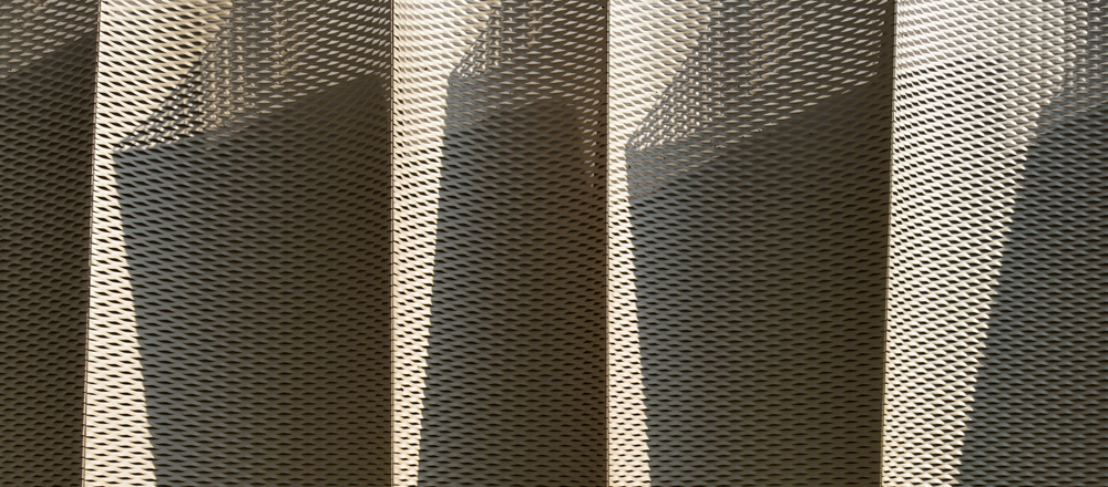 Krumme Fassade: Parkhaus in Velenje