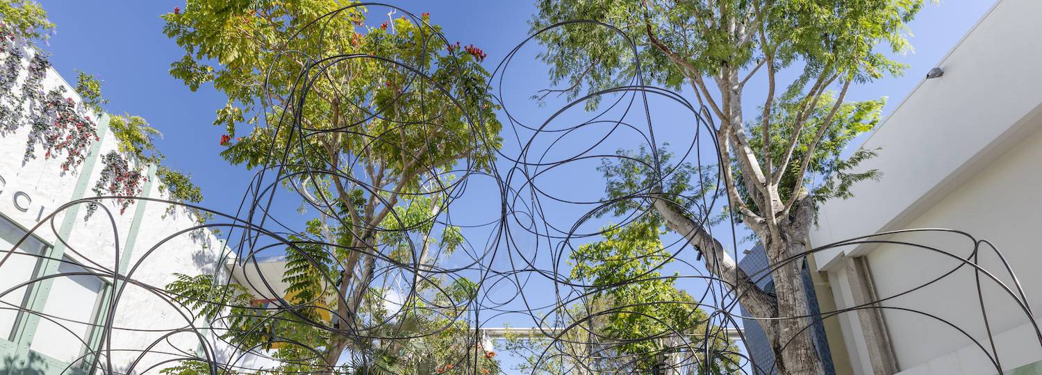 Foto: Space-Chain Phantasy-Miami 2019 Prototype. Image Courtesy of MDD & ICA