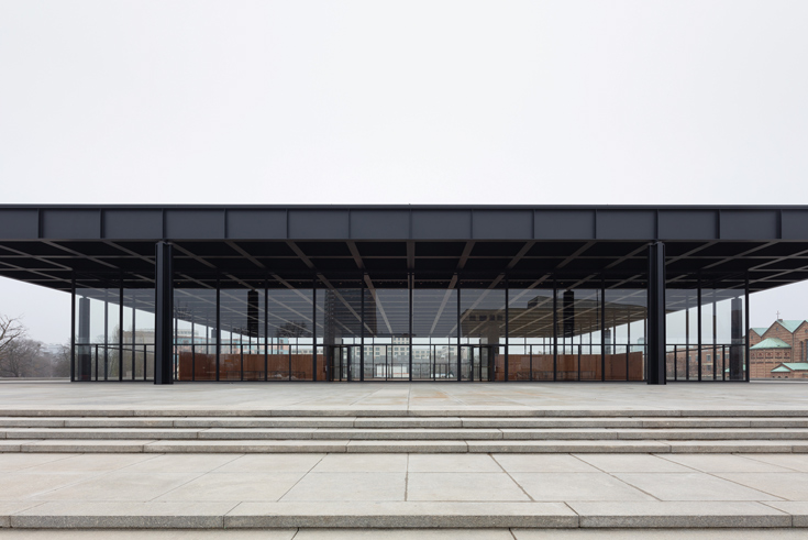 https://detail-cdn.s3.eu-central-1.amazonaws.com/media/catalog/product/T/7/T735-Nationalgalerie-in-Berlin-David-Chipperfield-Architects-Thomas-Bruns.jpg?width=437&height=582&store=de_de&image-type=image