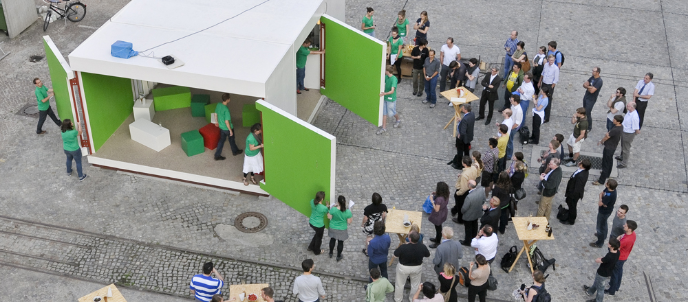 »Grüne« Hülle aus Plastik? TIB-Pavillon erforscht Upcycling-Materialien