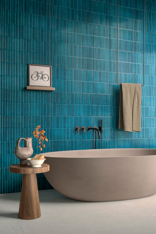 https://detail-cdn.s3.eu-central-1.amazonaws.com/media/catalog/product/c/e/ceramiche-piemme-homey-floor-cloudy-120x120cm-wall-stripes-blu-glossy-30x60cm.jpg?width=437&height=582&store=de_de&image-type=image