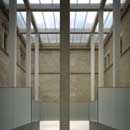 https://detail-cdn.s3.eu-central-1.amazonaws.com/media/catalog/product/d/e/det-2011-chipperfield-neues-museum130_1.jpg?width=437&height=582&store=de_de&image-type=image