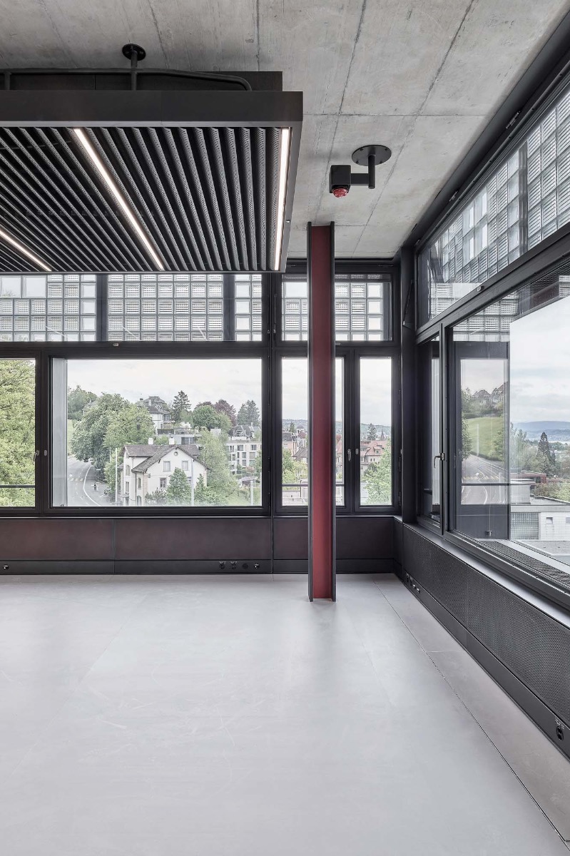 https://detail-cdn.s3.eu-central-1.amazonaws.com/media/catalog/product/f/o/forschungsgebaeude-in-zurich-von-boltshauser-architekten-8.jpg?width=437&height=582&store=de_de&image-type=image