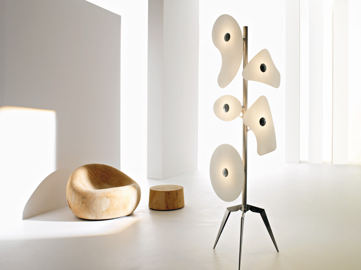 https://detail-cdn.s3.eu-central-1.amazonaws.com/media/catalog/product/f/o/foscarini_0.jpg?width=437&height=582&store=de_de&image-type=image