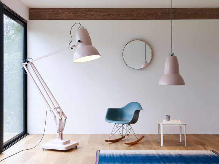 https://detail-cdn.s3.eu-central-1.amazonaws.com/media/catalog/product/g/i/giant_anglepoise_4_2.jpg?width=437&height=582&store=de_en&image-type=image