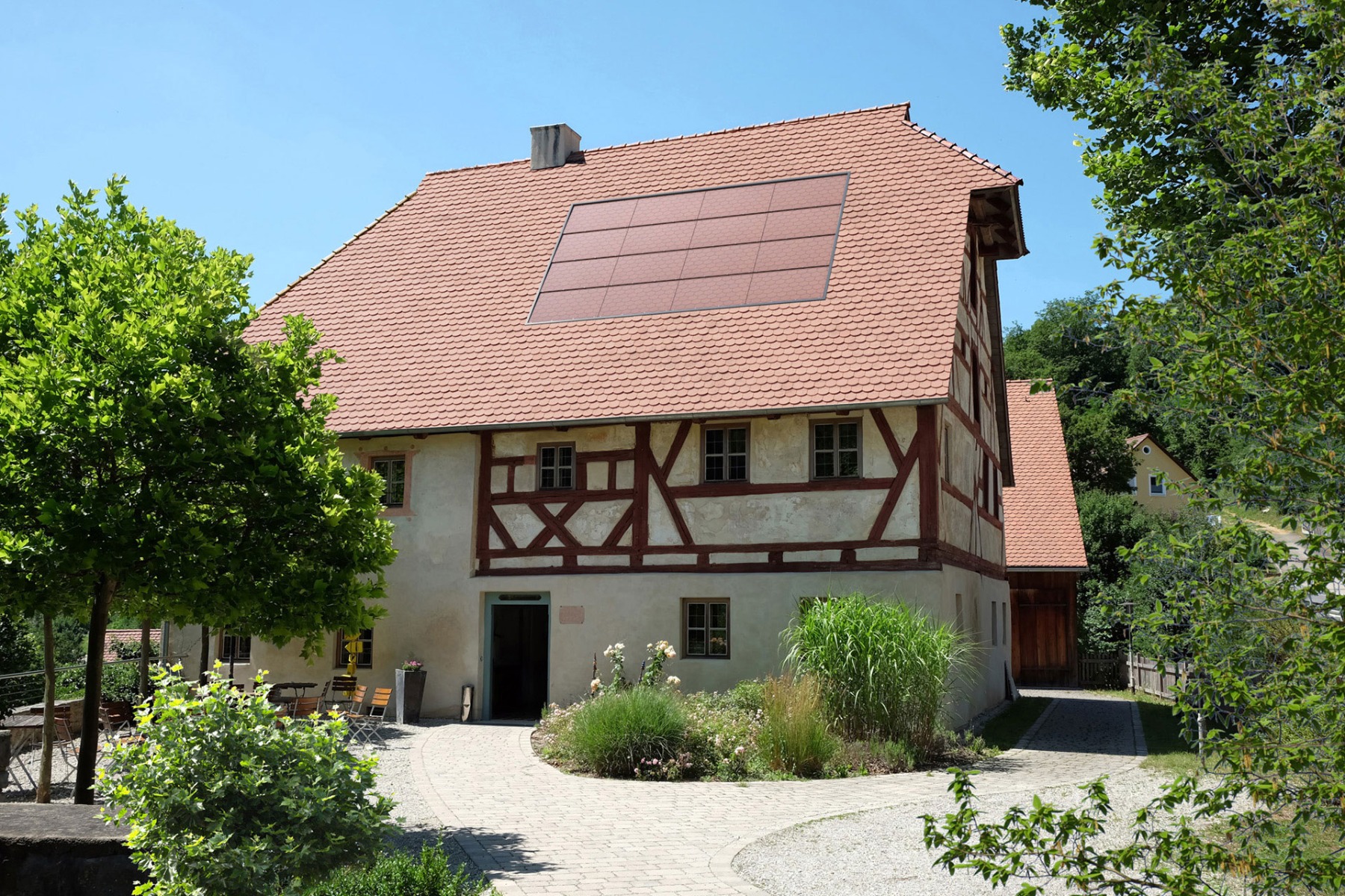 &copy; Glas Tr&ouml;sch 