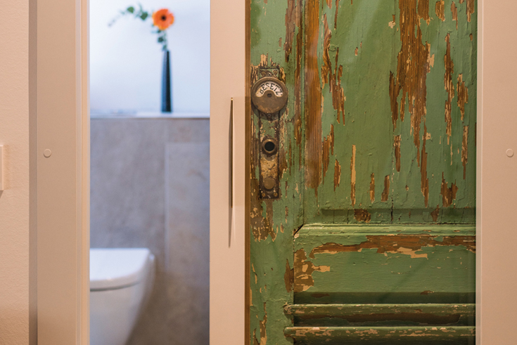 Ein neues Leben für alte Türblätter