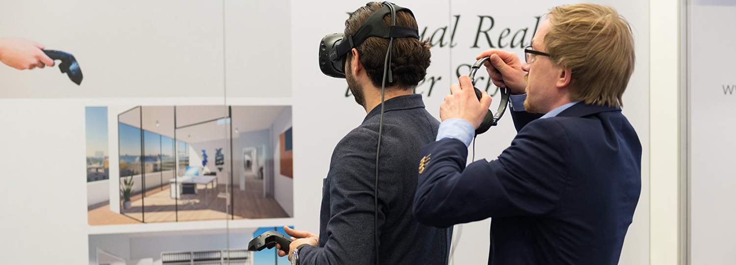 Interessierte konnten die virtuelle Architektur auf der Münchner Immobilienmesse erleben. Mit der passenden Geräuschkulisse wird es noch realistischer. (Foto: Meister Immobilien GmbH)