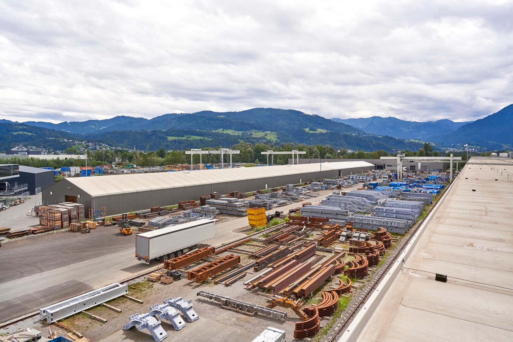 © Losberger De Boer