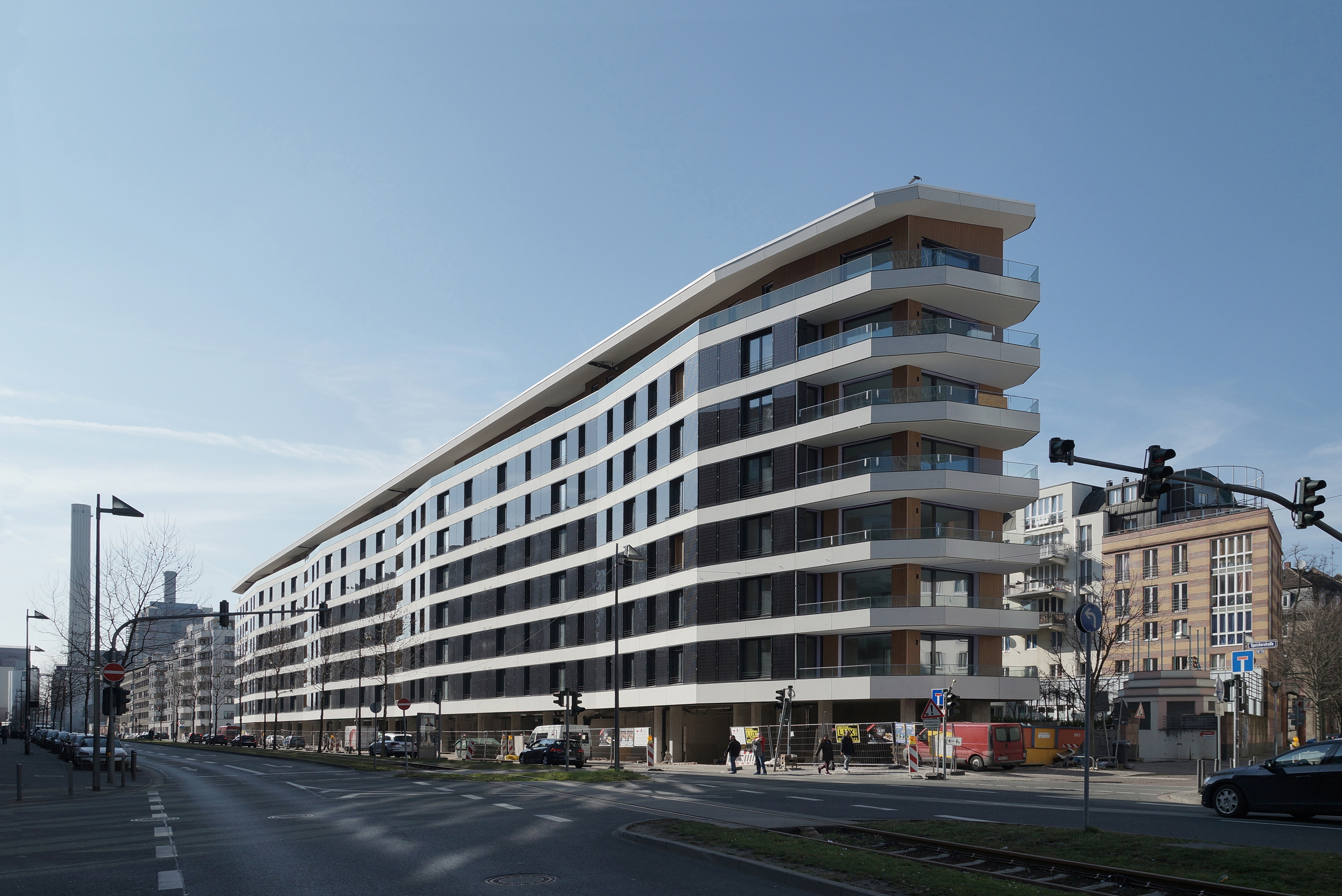 Aktiv-Stadthaus in Frankfurt/Main
Architekten: HHS Planer + Architekten
Foto: Jakob Schoof