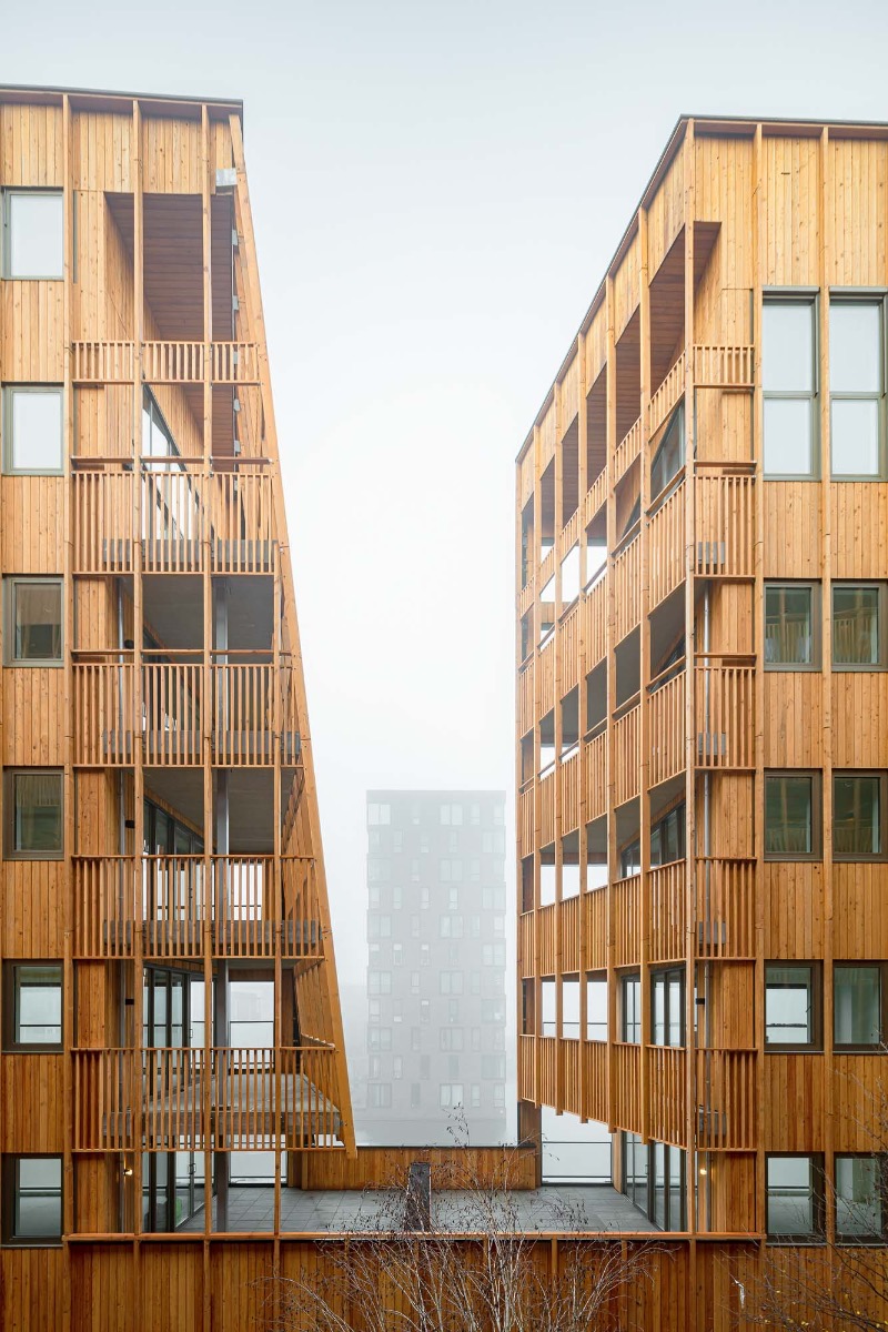 https://detail-cdn.s3.eu-central-1.amazonaws.com/media/catalog/product/w/o/wohnungsbau-jonas-amsterdam-von-orange-architects-17.jpg?width=437&height=582&store=de_de&image-type=image