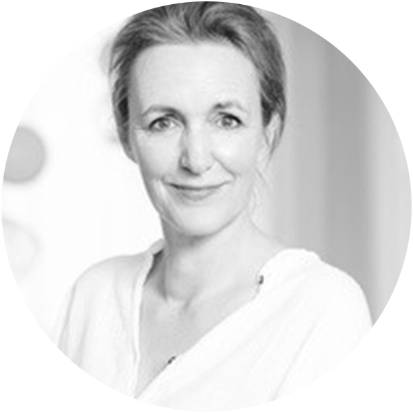 Portrait of Almut Grüntuch in black and white