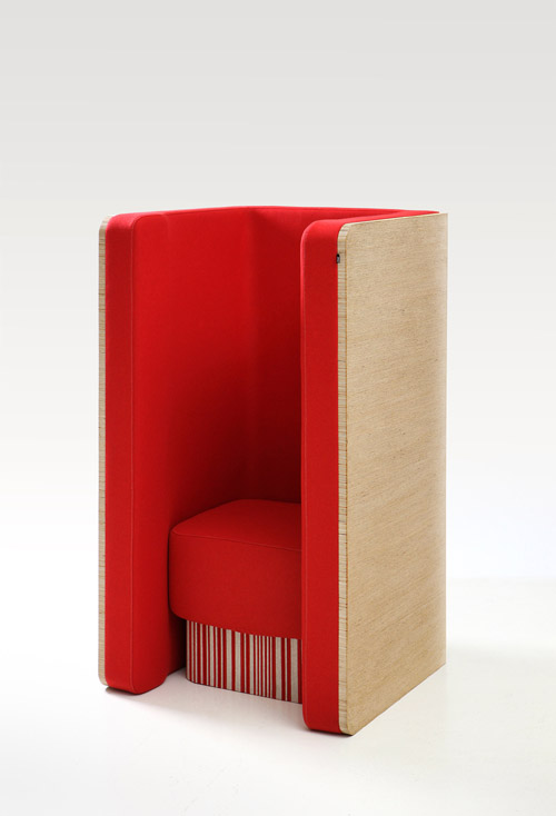 007 Buzziswitch highbacked chair