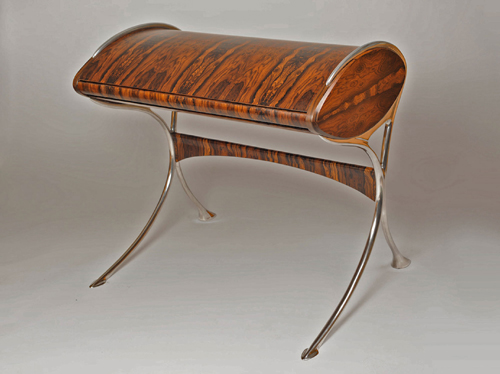 01-buro closed the desk