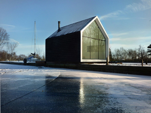 02- island-house-with-glass-facade