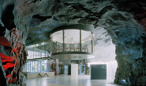 02-meeting room The bunker meeting room.