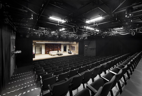 02_internal Black box theatre